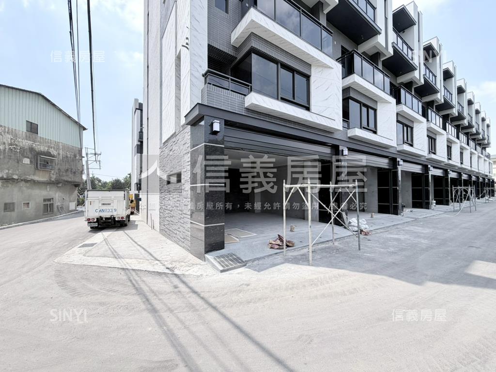 東松大鉅臨路電梯別墅房屋室內格局與周邊環境