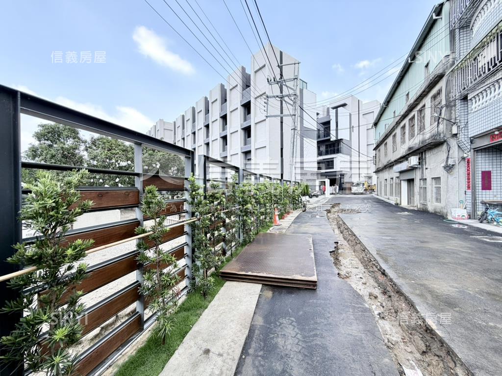 東松大鉅臨路電梯別墅房屋室內格局與周邊環境