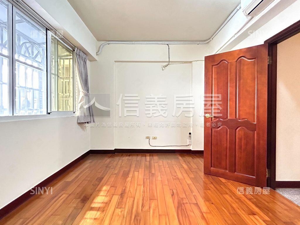 鄭仔寮｜公園旁典雅雙車墅房屋室內格局與周邊環境