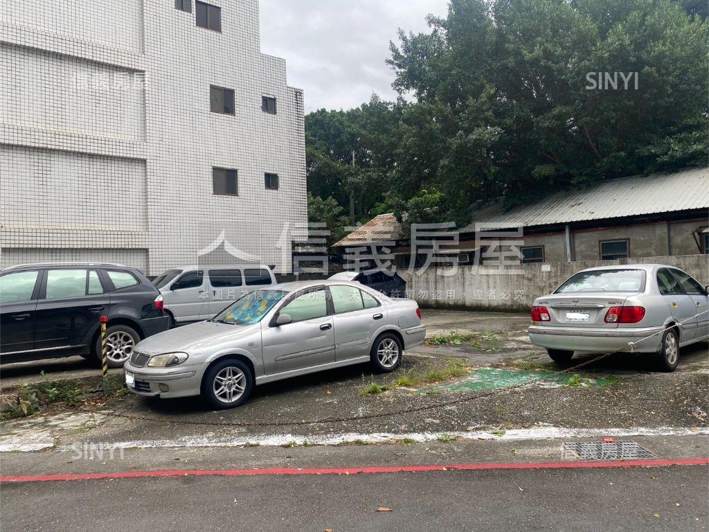 中正區黑土雙面臨路住地房屋室內格局與周邊環境