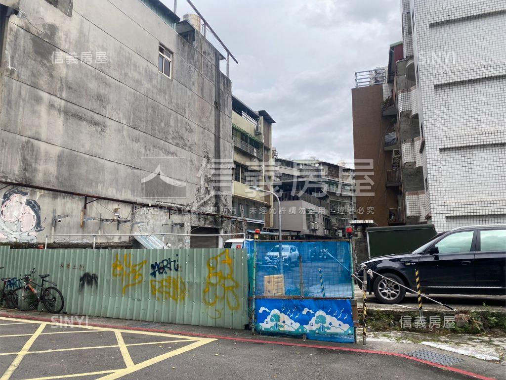 中正區黑土雙面臨路住地房屋室內格局與周邊環境