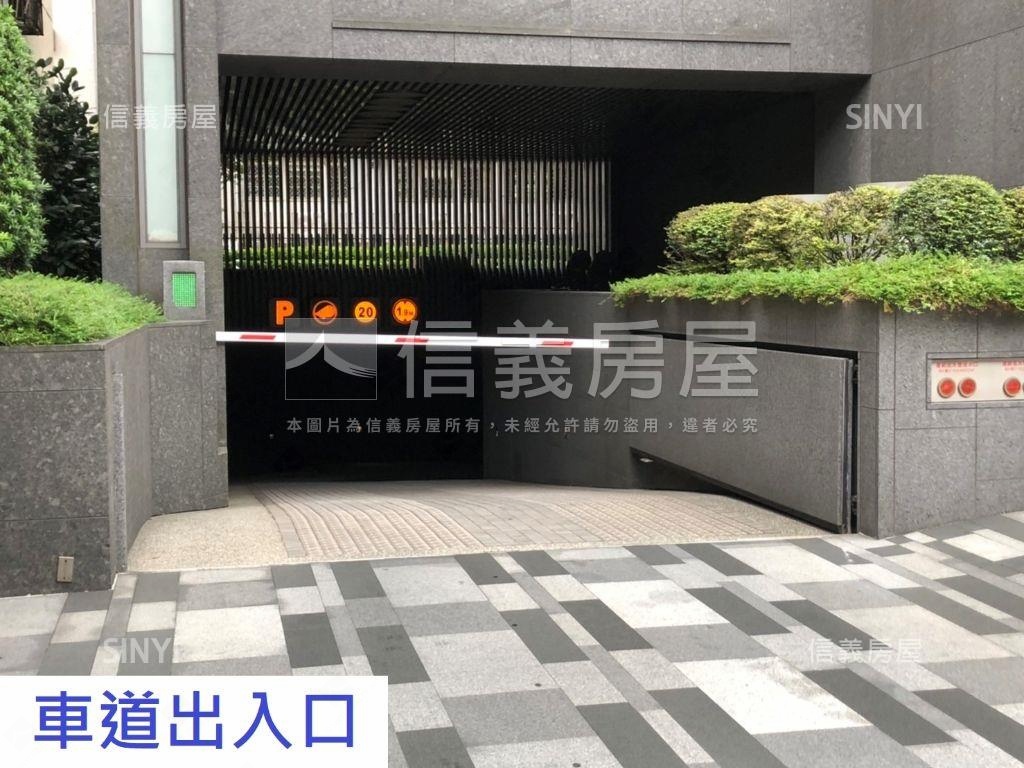 吉美和風Ｂ４優質坡平車位房屋室內格局與周邊環境
