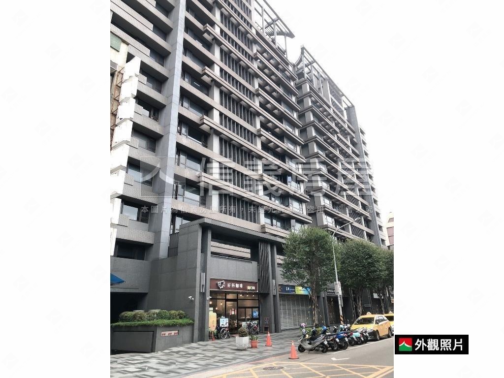 吉美和風Ｂ４優質坡平車位房屋室內格局與周邊環境