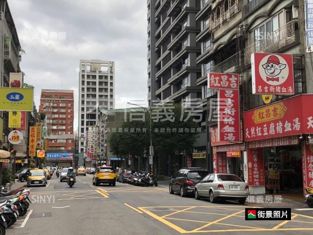 吉美和風Ｂ４優質坡平車位房屋室內格局與周邊環境