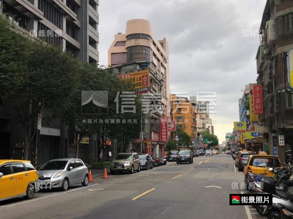 吉美和風Ｂ４優質坡平車位房屋室內格局與周邊環境