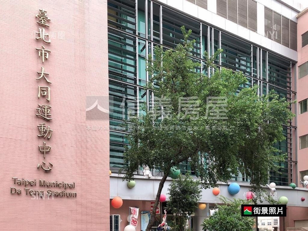 吉美和風Ｂ４優質坡平車位房屋室內格局與周邊環境