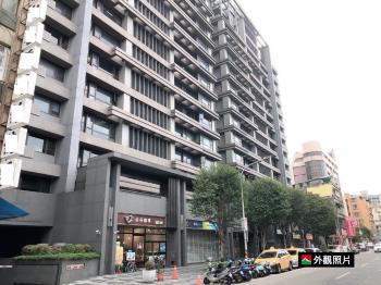 吉美和風Ｂ４優質坡平車位