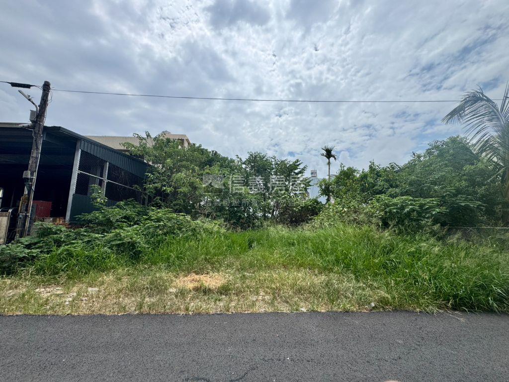 伸港興家立業乙工用地Ｂ房屋室內格局與周邊環境