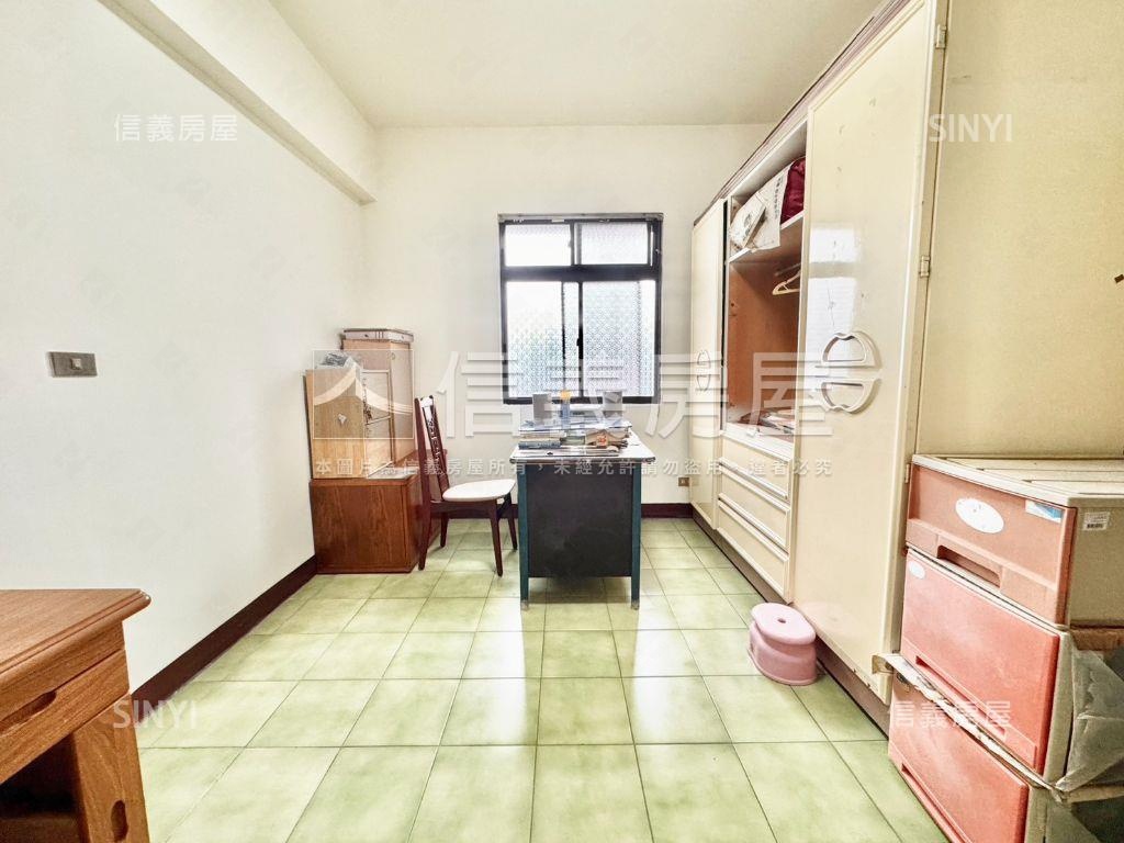 名仕花園正面河景方正３房房屋室內格局與周邊環境