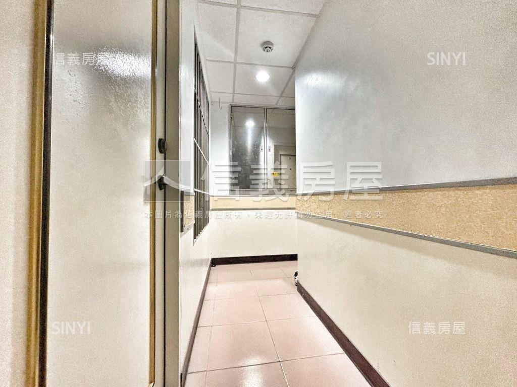 近捷運淡大收租六套房屋室內格局與周邊環境