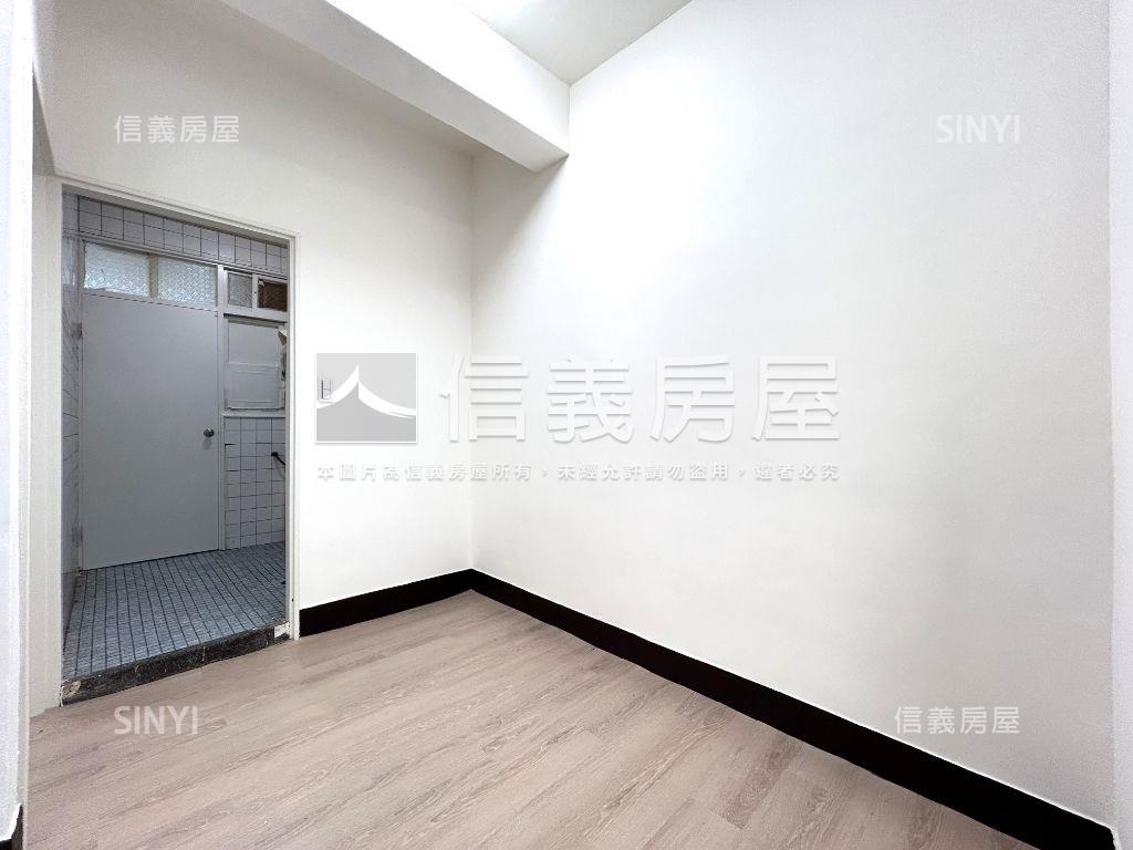 錦秀公寓三房房屋室內格局與周邊環境