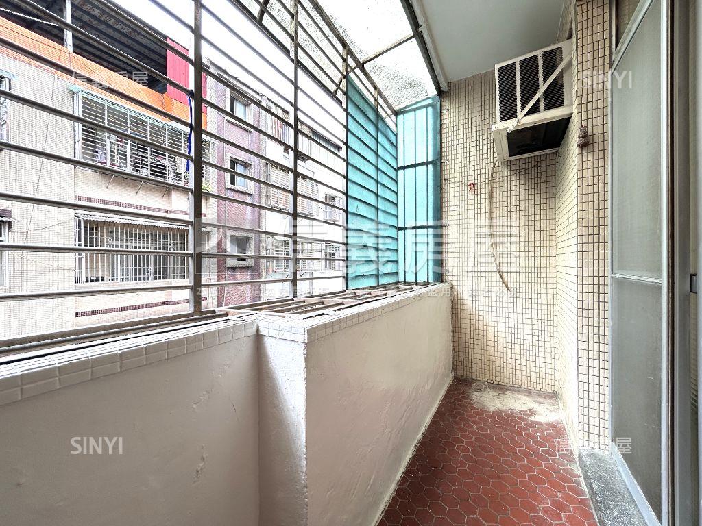 錦秀公寓三房房屋室內格局與周邊環境