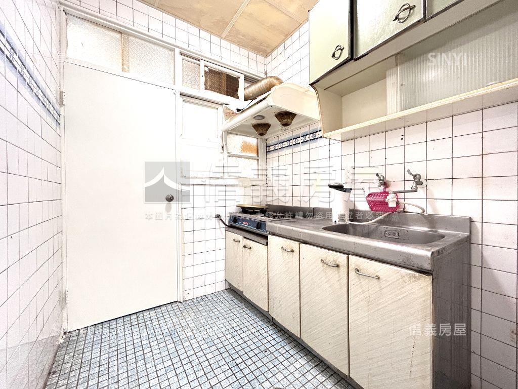 錦秀公寓三房房屋室內格局與周邊環境