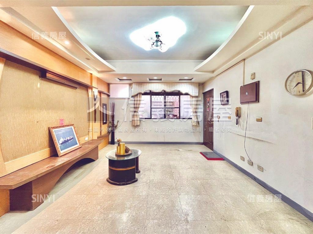 巨蛋成家三面採光大三房房屋室內格局與周邊環境