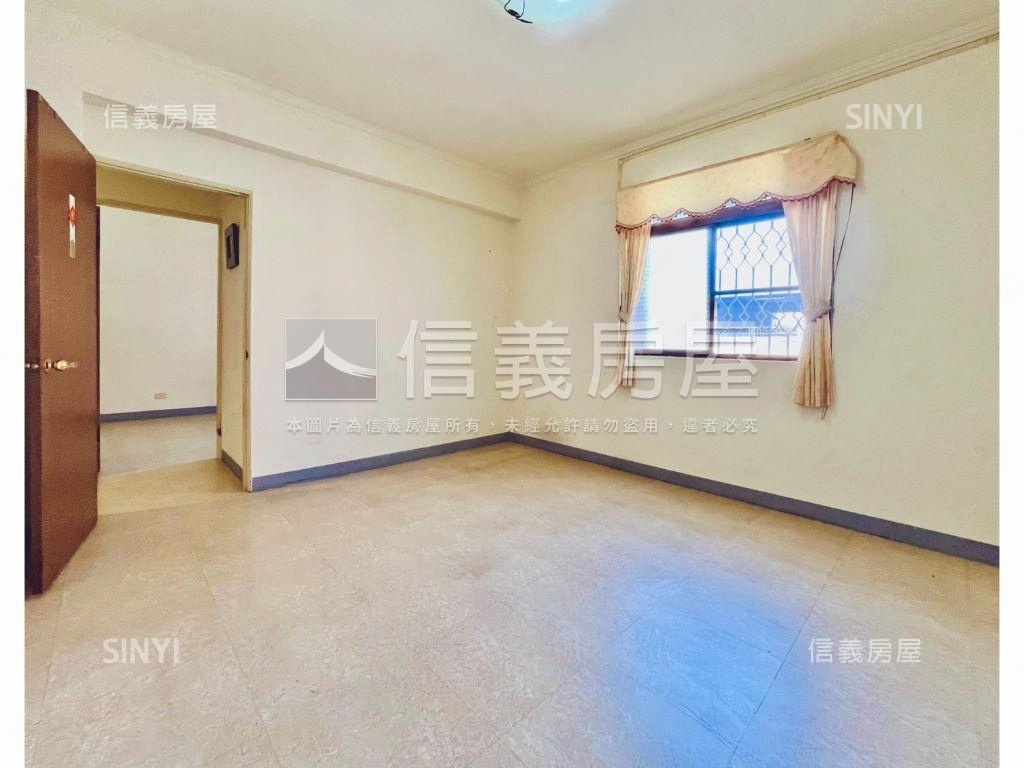 巨蛋成家三面採光大三房房屋室內格局與周邊環境
