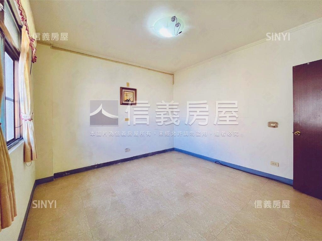 巨蛋成家三面採光大三房房屋室內格局與周邊環境