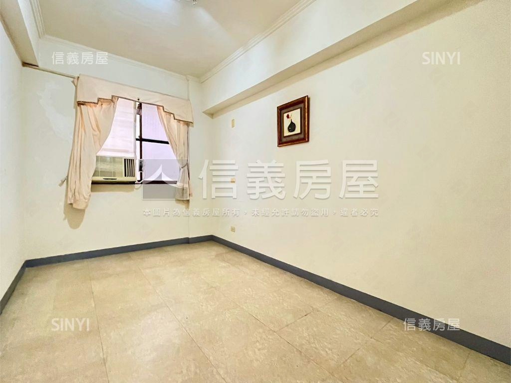 巨蛋成家三面採光大三房房屋室內格局與周邊環境