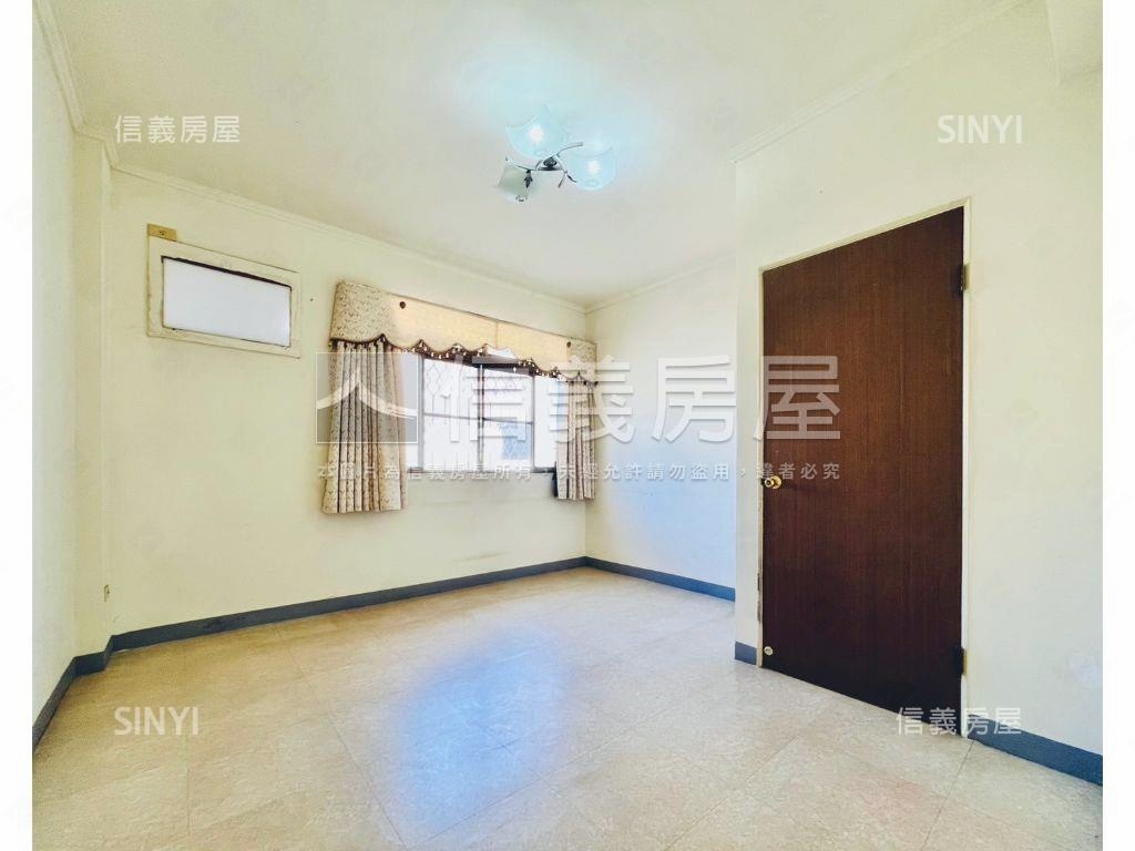 巨蛋成家三面採光大三房房屋室內格局與周邊環境