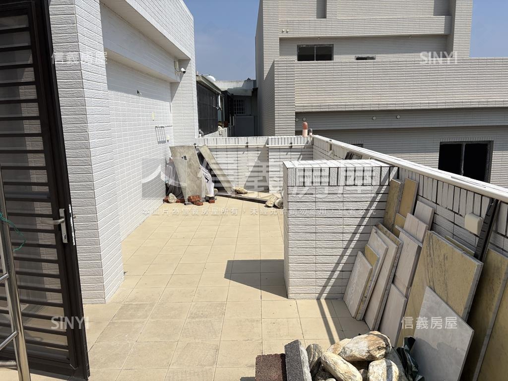大甲日南國中正門面寬別墅房屋室內格局與周邊環境
