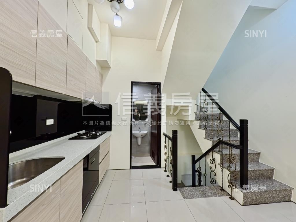 草漯莊敬路方正透天房屋室內格局與周邊環境