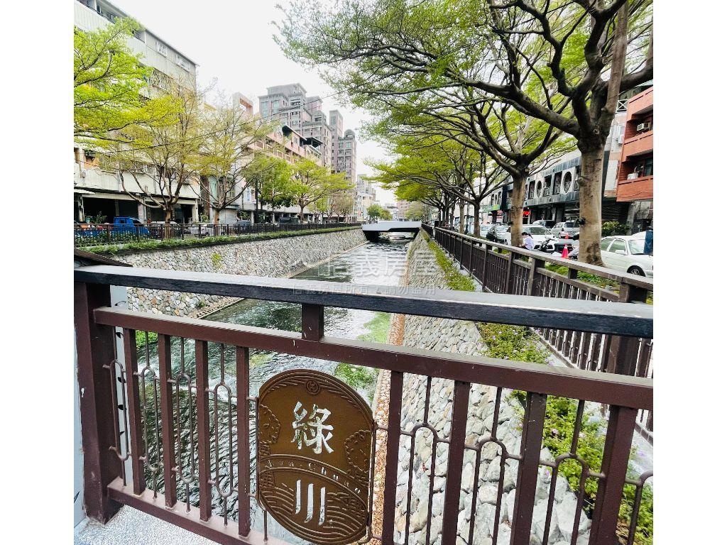 賺錢時代高樓視野美屋房屋室內格局與周邊環境