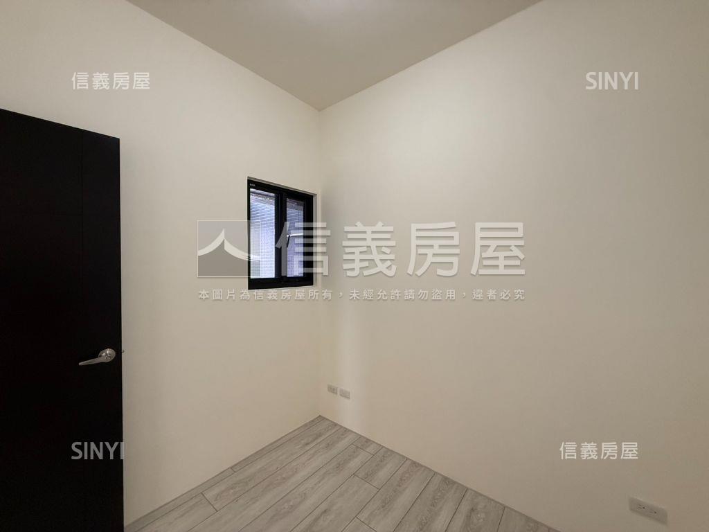 未住環泥晴森三房車位房屋室內格局與周邊環境