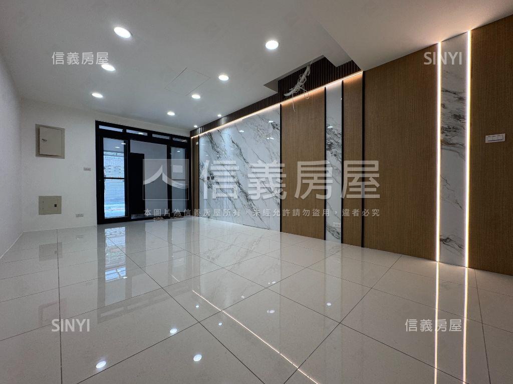 全新裝潢車庫一樓房屋室內格局與周邊環境