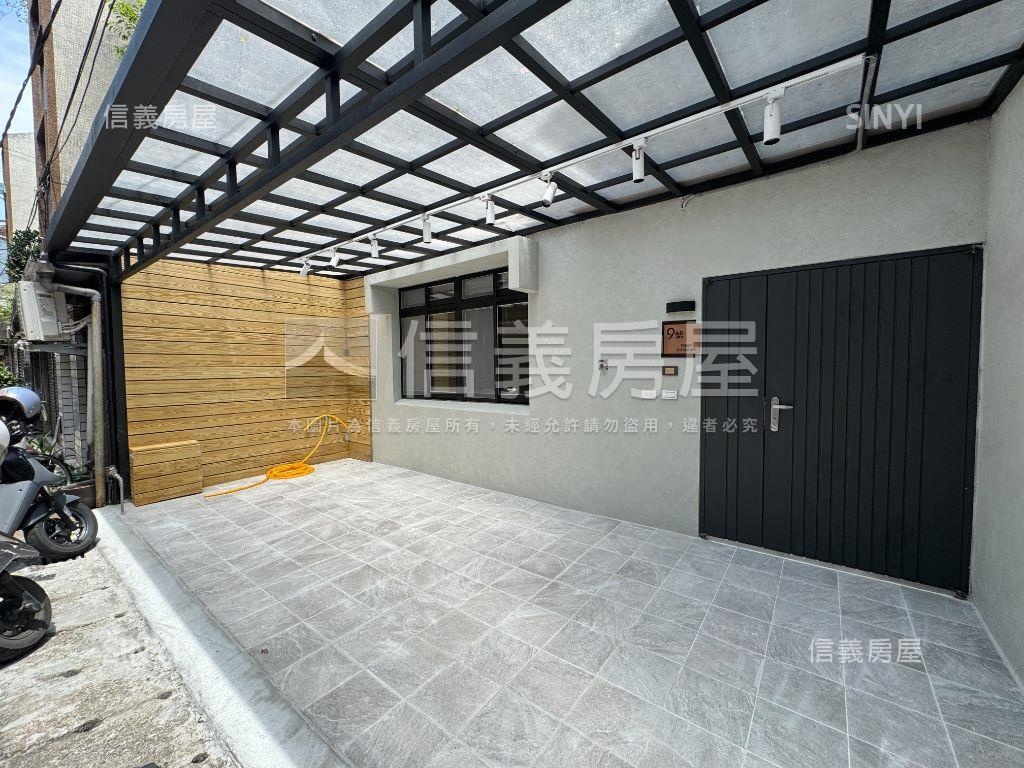 全新裝潢車庫一樓房屋室內格局與周邊環境