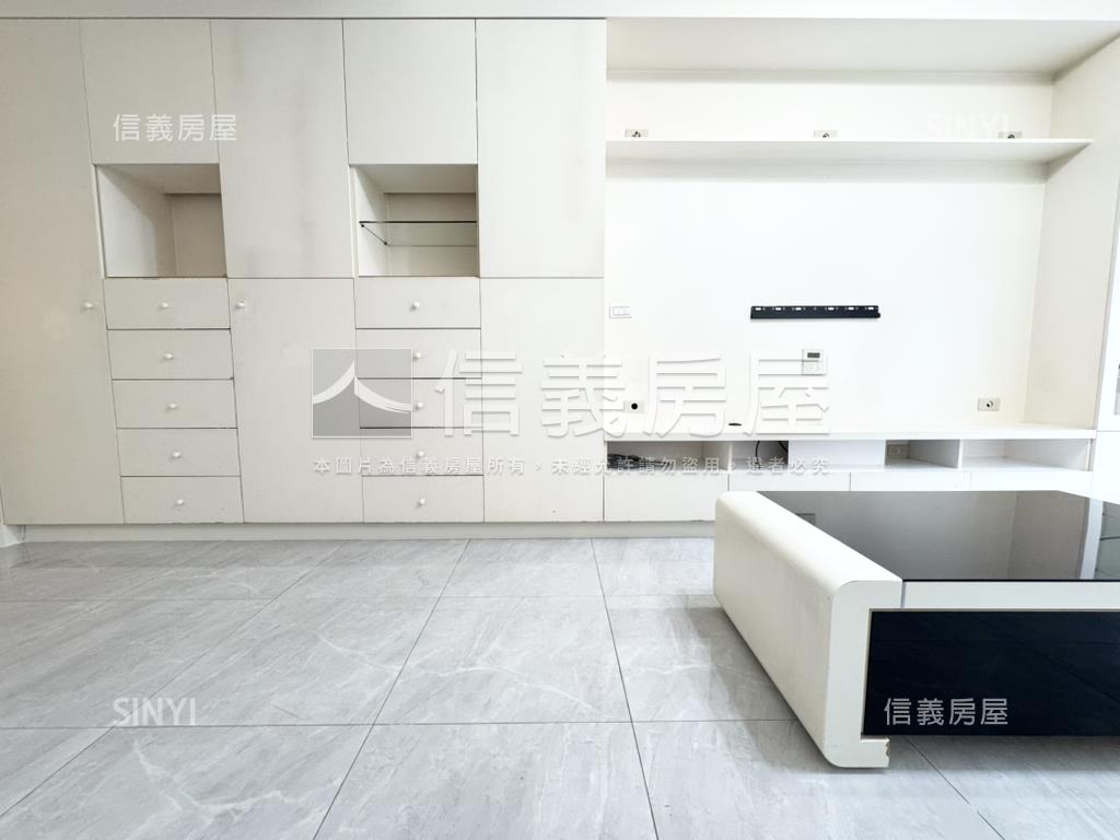 昌禾原相次頂樓視野採光屋房屋室內格局與周邊環境