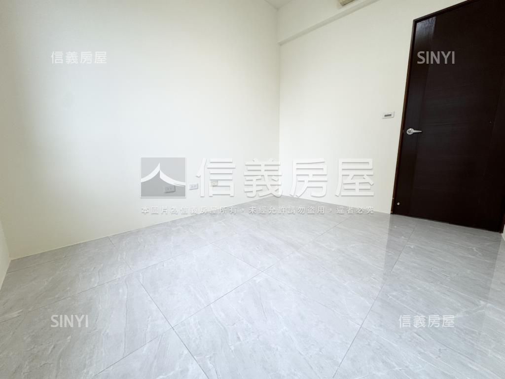 昌禾原相次頂樓視野採光屋房屋室內格局與周邊環境