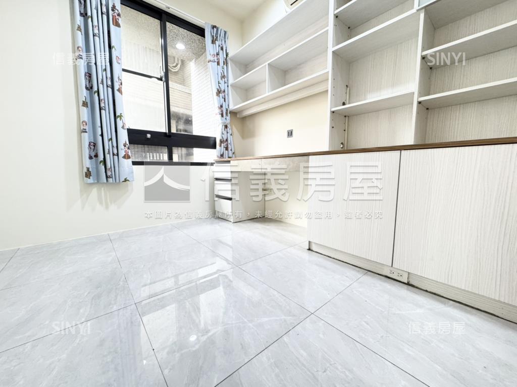 昌禾原相次頂樓視野採光屋房屋室內格局與周邊環境