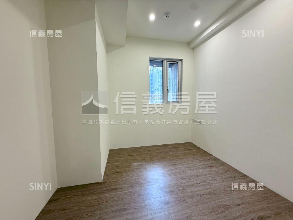 東騰青一高樓景觀三房車位房屋室內格局與周邊環境