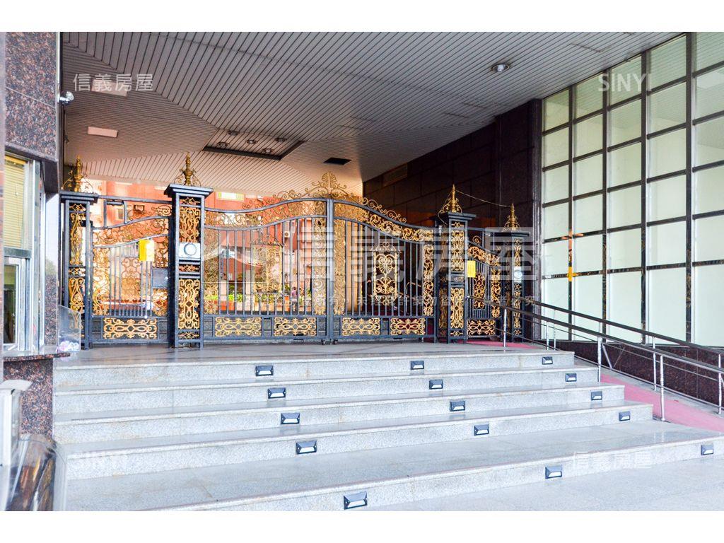 仁愛特區長隄高樓套房房屋室內格局與周邊環境