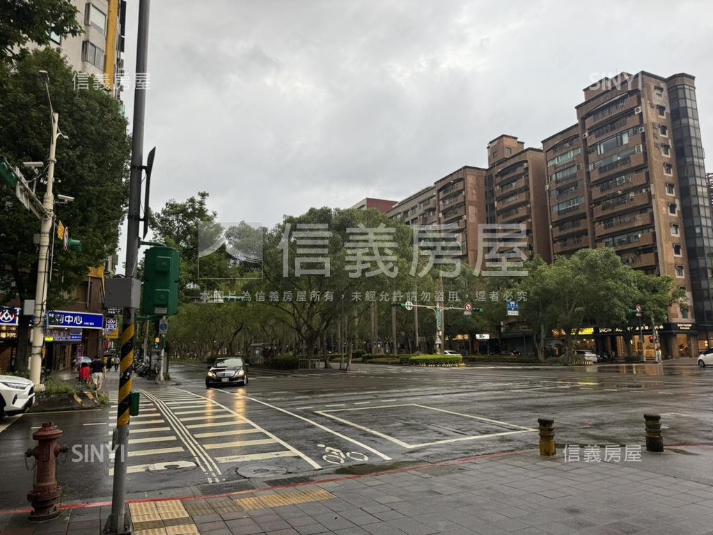 仁愛尚華面林蔭旗艦店面房屋室內格局與周邊環境