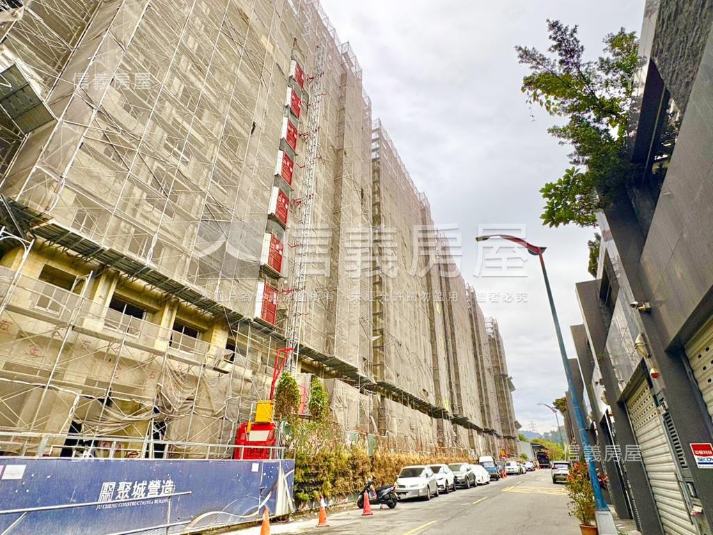 雲山硯Ｃ棟兩房平車房屋室內格局與周邊環境