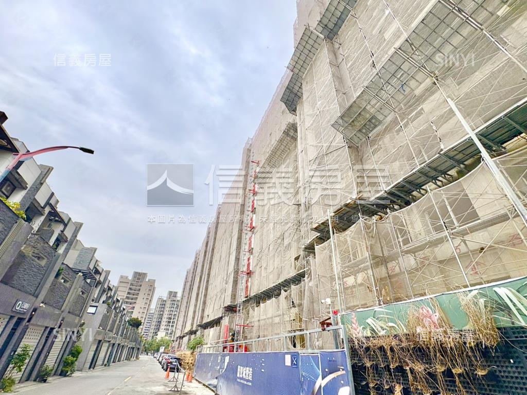 雲山硯Ｃ棟兩房平車房屋室內格局與周邊環境