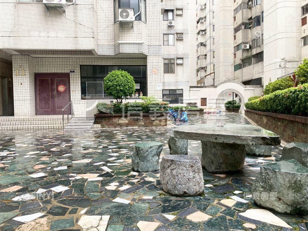 南屯大三房平車房屋室內格局與周邊環境