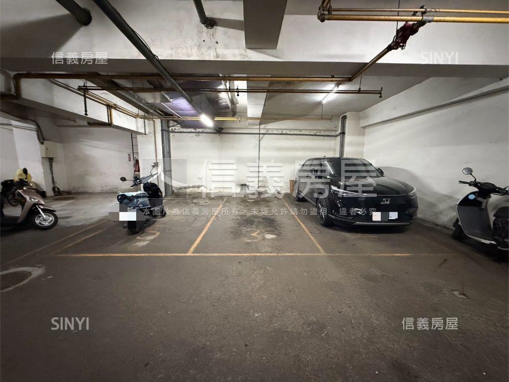 南屯大三房平車房屋室內格局與周邊環境