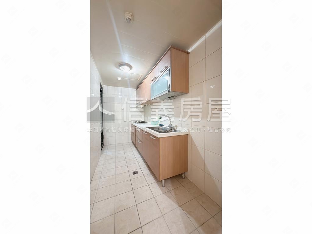 Ａ８九揚香邑高樓採光三房房屋室內格局與周邊環境