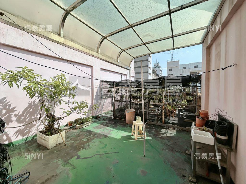 中山路臨路黃金透店房屋室內格局與周邊環境