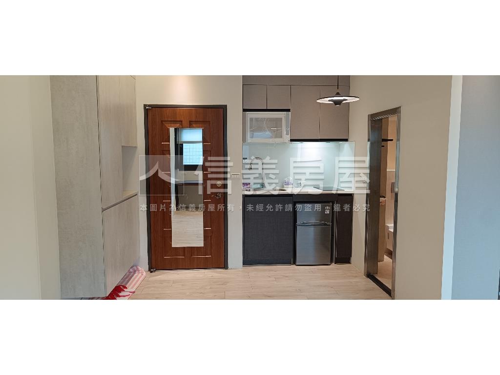 雙連捷運冠堤邊間美廈房屋室內格局與周邊環境