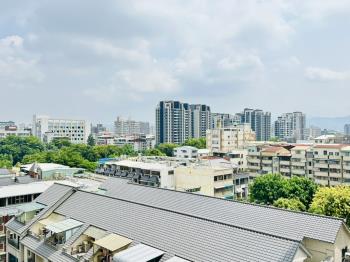 近中興大學震後大兩房車位