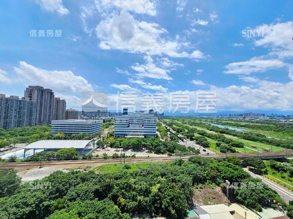 時尚鉑晶美景大三房房屋室內格局與周邊環境