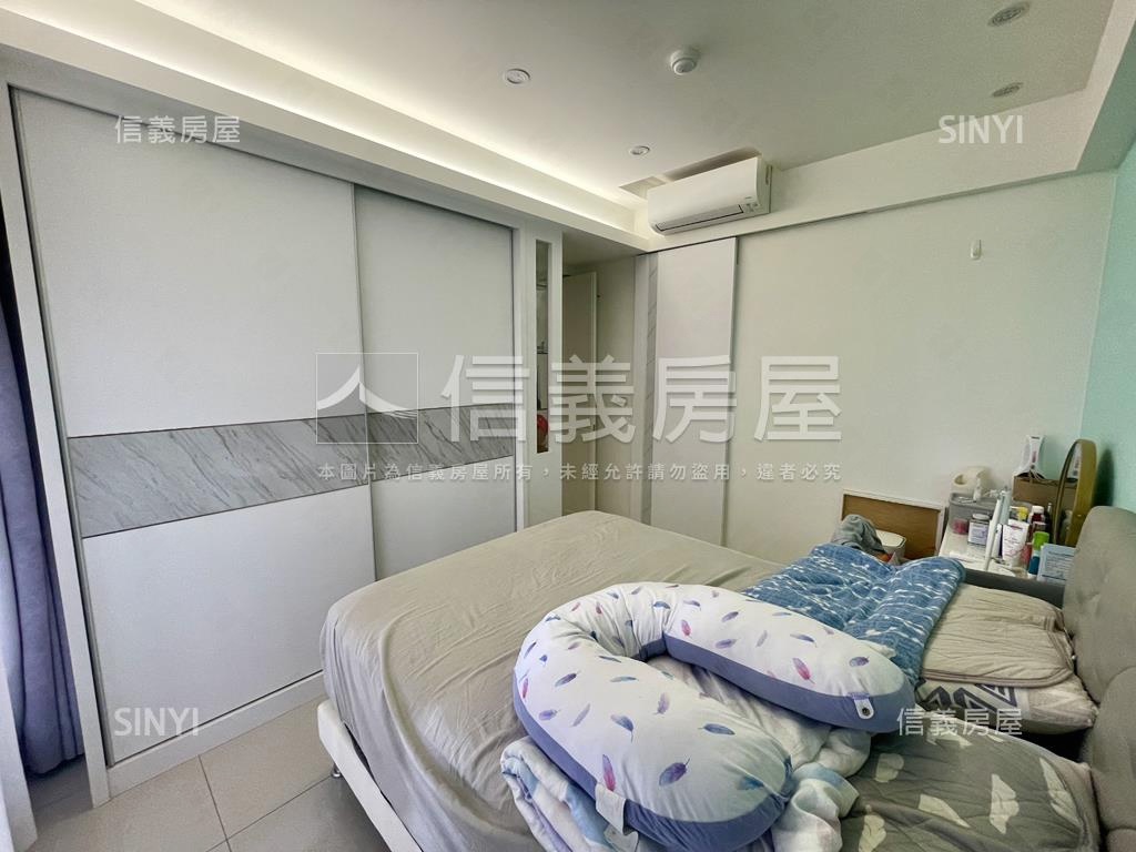 金鶯花園美景３房車位房屋室內格局與周邊環境