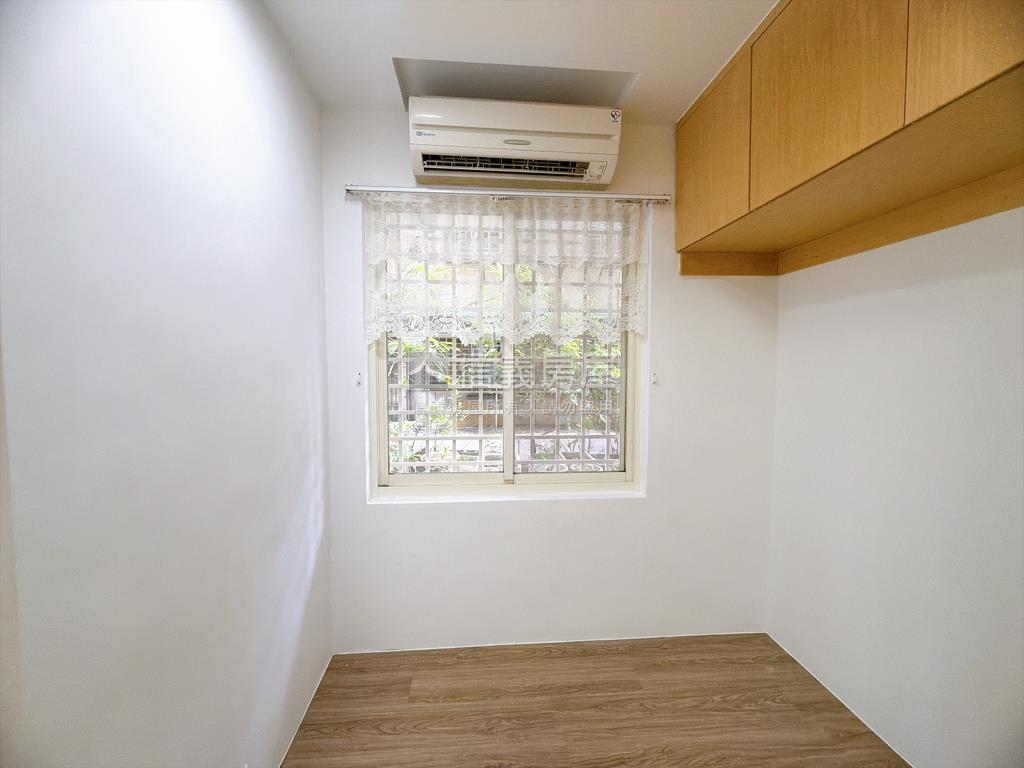 萬芳採光庭院戶房屋室內格局與周邊環境