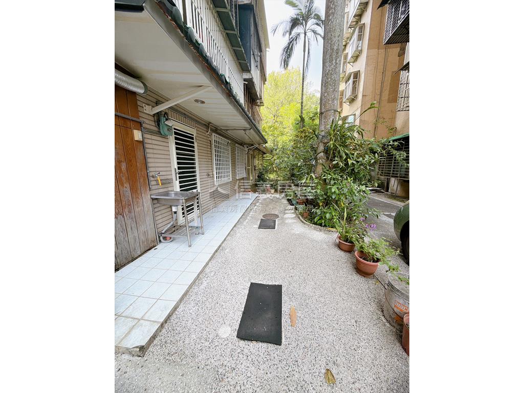 萬芳採光庭院戶房屋室內格局與周邊環境