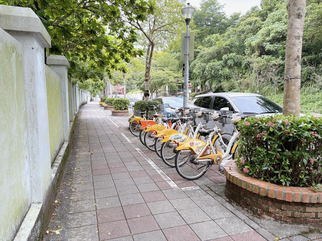 萬芳採光庭院戶房屋室內格局與周邊環境