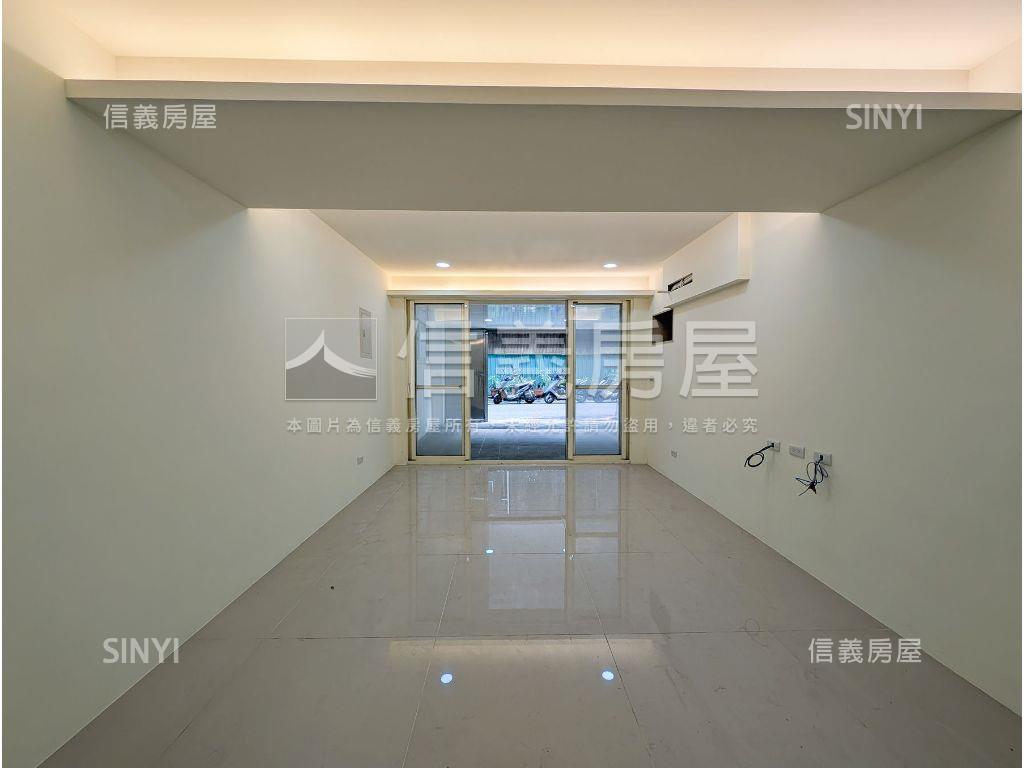 林森路活巷車庫三房一樓房屋室內格局與周邊環境
