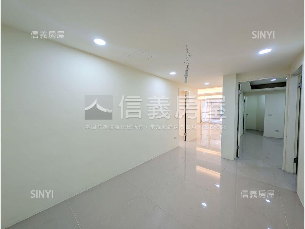 林森路活巷車庫三房一樓房屋室內格局與周邊環境