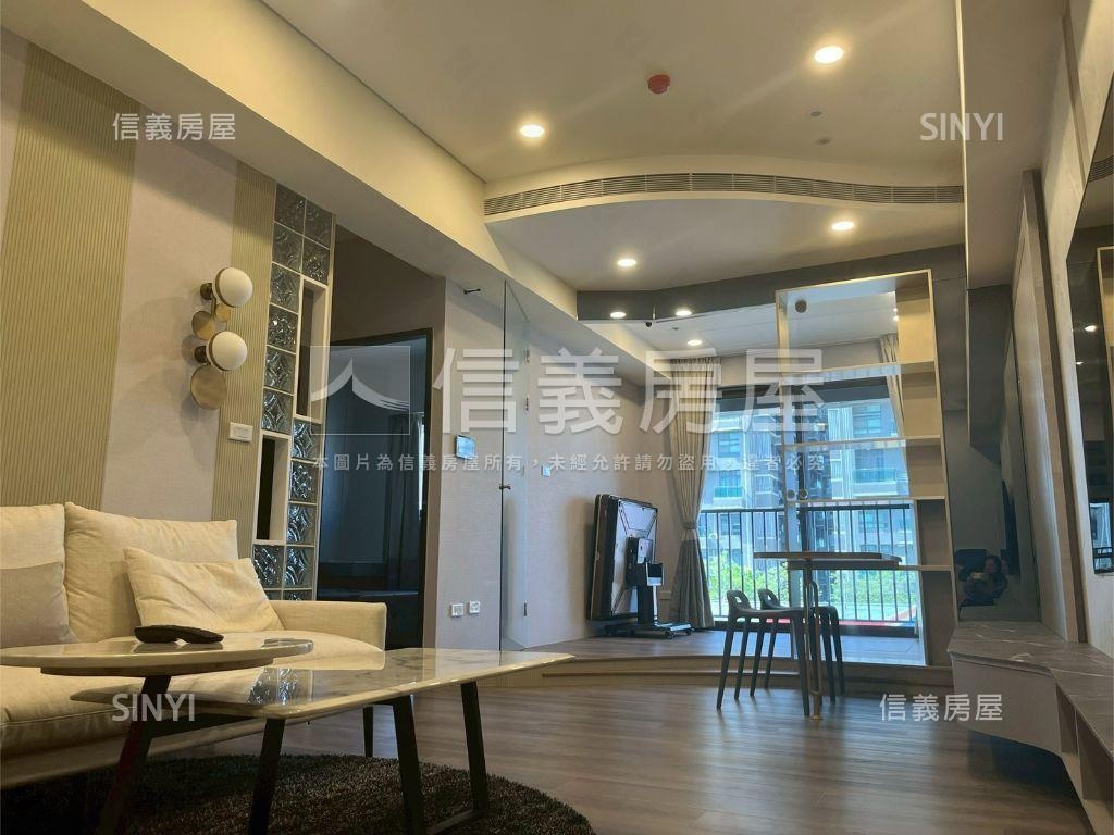 謙邑流光溢彩兩房平車房屋室內格局與周邊環境